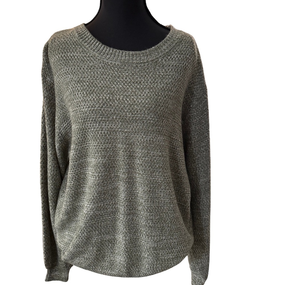 Zenana Outfitters Sage Knit Sweater Size Small Ready For Fall